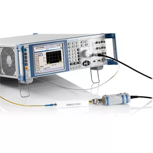 R&amp;S SMF100A - микроволновой генератор сигналов (SMF 100 A) фото 1